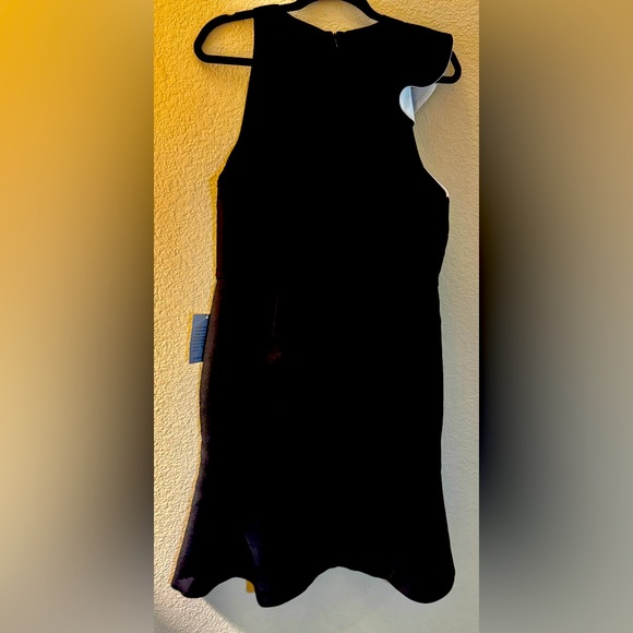 Elegant Black and White High Low Dress - Picture 6 of 8